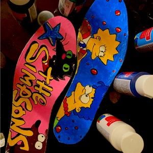 These are size 7 THE SIMPSONS EDITION , I did them myself